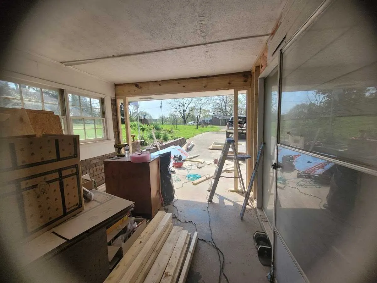 Air movers and dehumidifier for Water Mitigation Services in Dublin